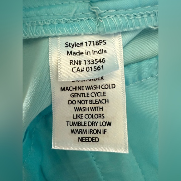 Ecru Women’s Light Blue Cropped Fitted Pants - Size 8 - Picture 6 of 7